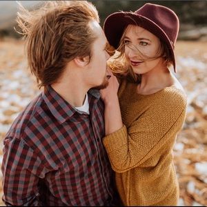 Meet your Posher, Devin